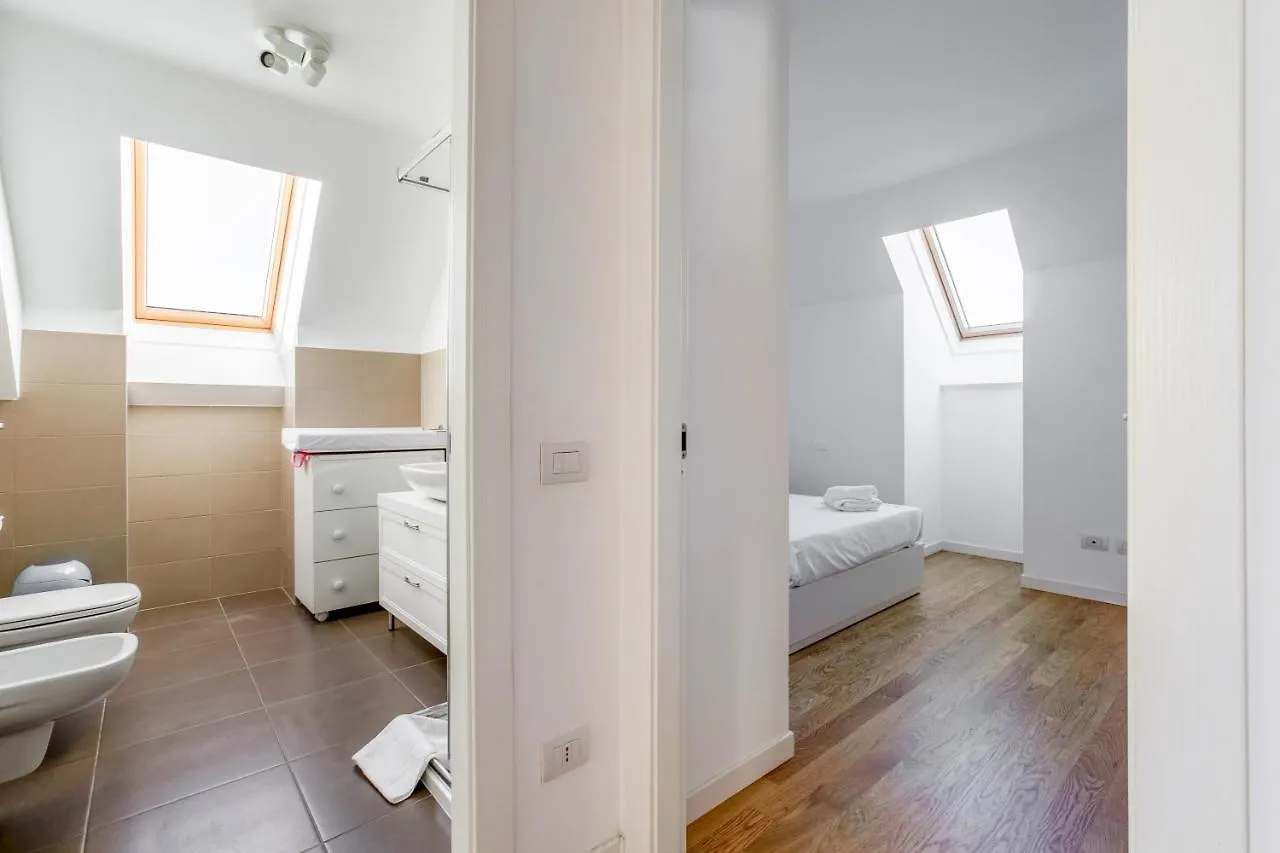 Appartamento Modern Apt With Terrace, Wifi & Ac Milano